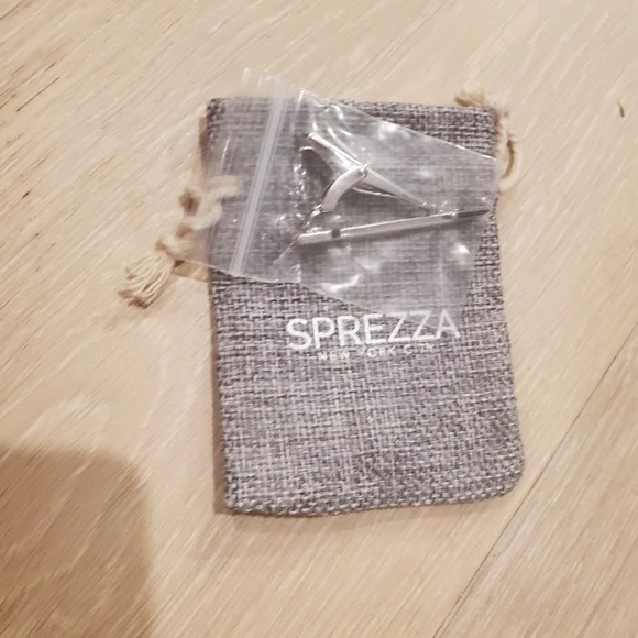 NWOT Silver Arrow Tie Clip - Picture 5 of 5